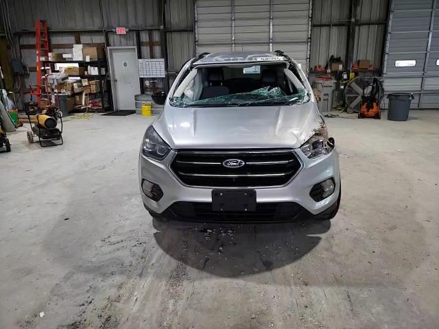 2017 Ford Escape - Image 11