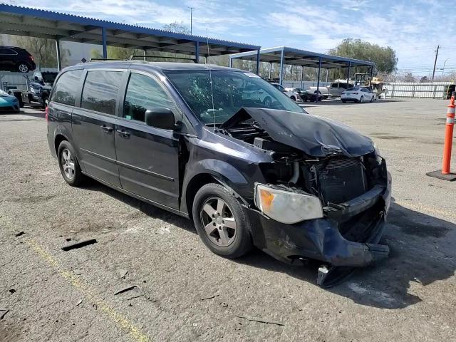 2011 Dodge Caravan - Image 11