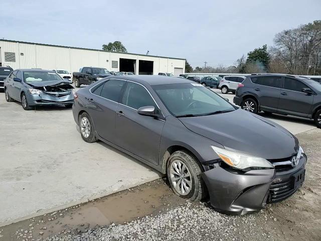 2016 Toyota Camry - Image 10