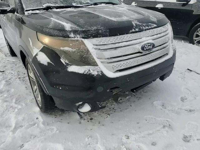 2012 Ford Explorer - Image 12