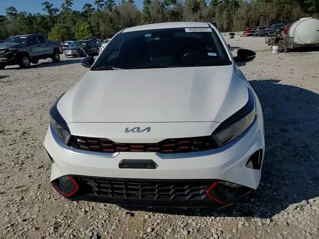 2023 Kia Forte - Image 13