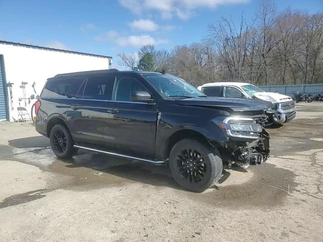 2022 Ford Expedition - Image 14