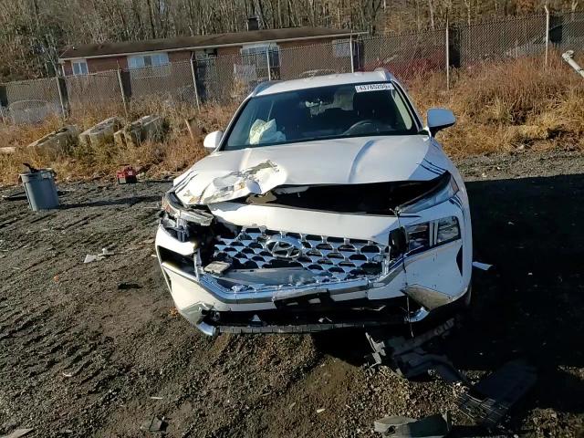 2021 Hyundai Santa Fe - Image 11