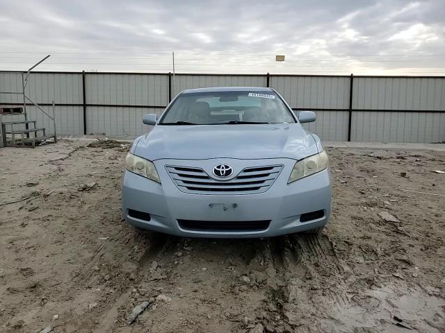 2009 Toyota Camry - Image 11