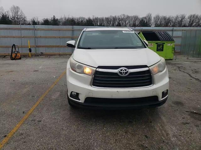 2016 Toyota Highlander - Image 12