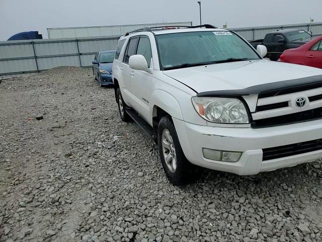 2005 Toyota 4Runner - Image 11