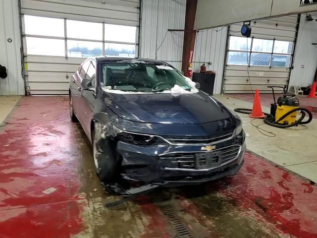 2016 Chevrolet Malibu - Image 11
