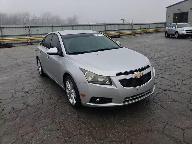2012 Chevrolet Cruze - Image 12
