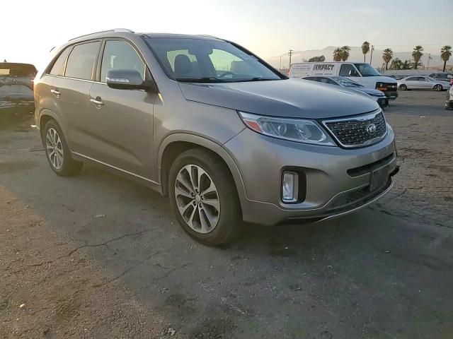 2015 Kia Sorento - Image 11