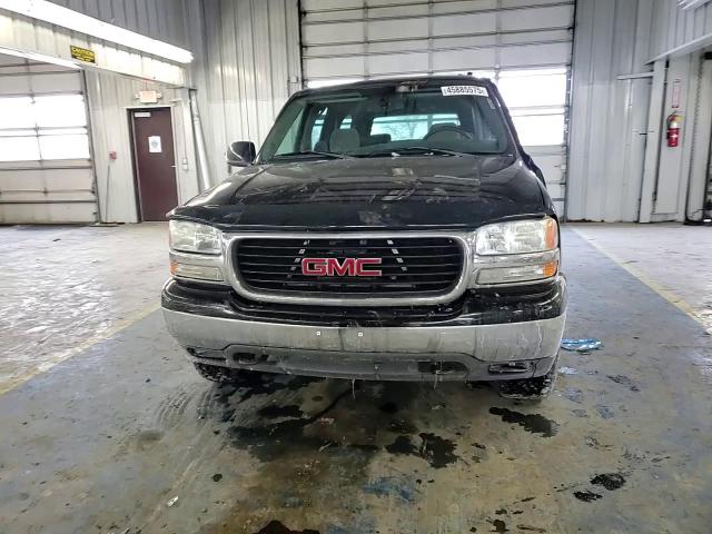 2004 GMC Yukon - Image 12