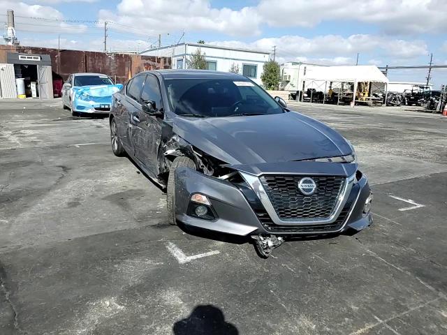2019 Nissan Altima - Image 10