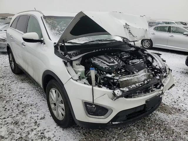 2018 Kia Sorento - Image 11