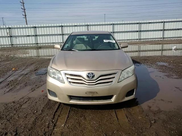 2010 Toyota Camry - Image 10