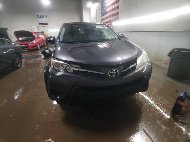 2015 Toyota RAV 4 - Image 13