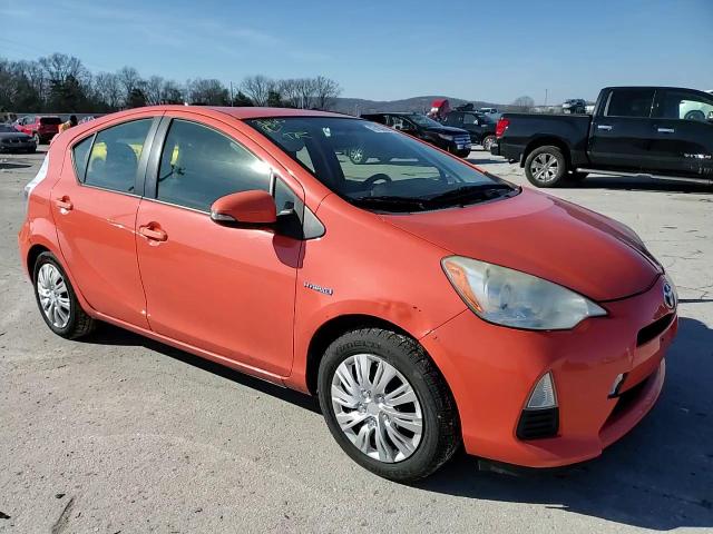2012 Toyota Prius - Image 10