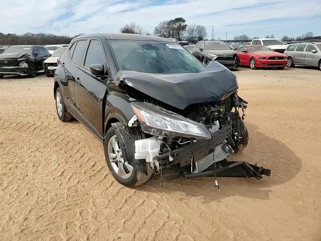 2024 Nissan Kicks - Image 12