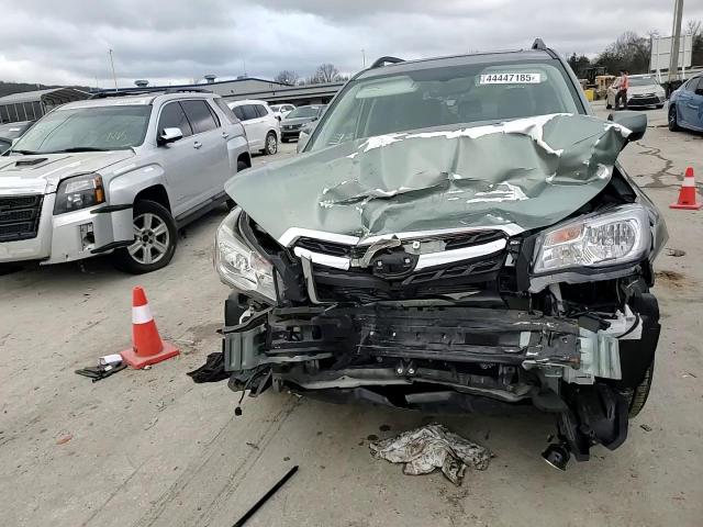 2017 Subaru Forester - Image 12