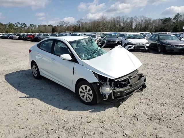 2015 Hyundai Accent - Image 13
