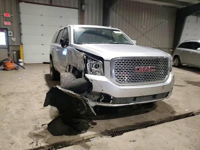 2015 GMC Yukon - Image 11