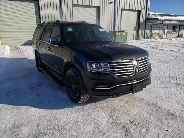 2015 Lincoln Navigator - Image 11