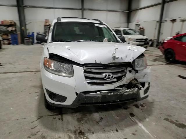 2012 Hyundai Santa Fe - Image 11