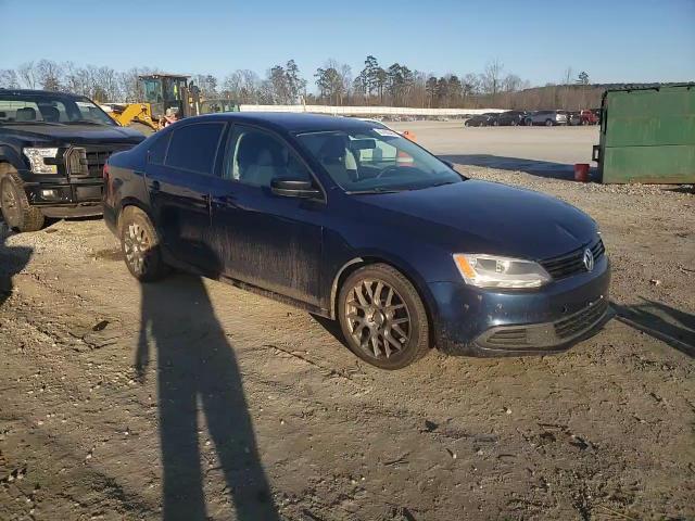 2014 Volkswagen Jetta - Image 11