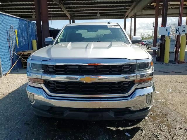 2016 Chevrolet Silverado - Image 13