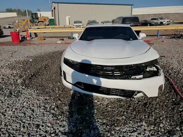 2019 Chevrolet Camaro - Image 13