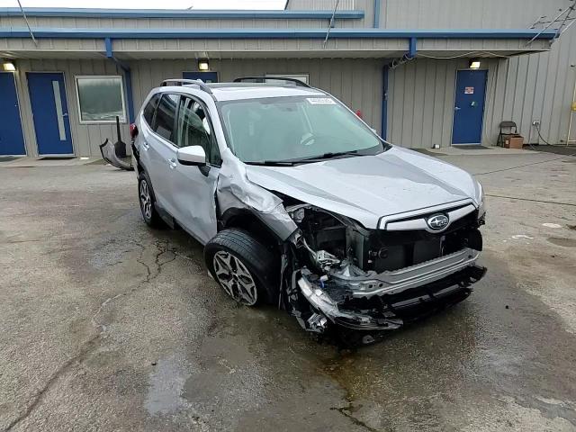 2019 Subaru Forester - Image 14