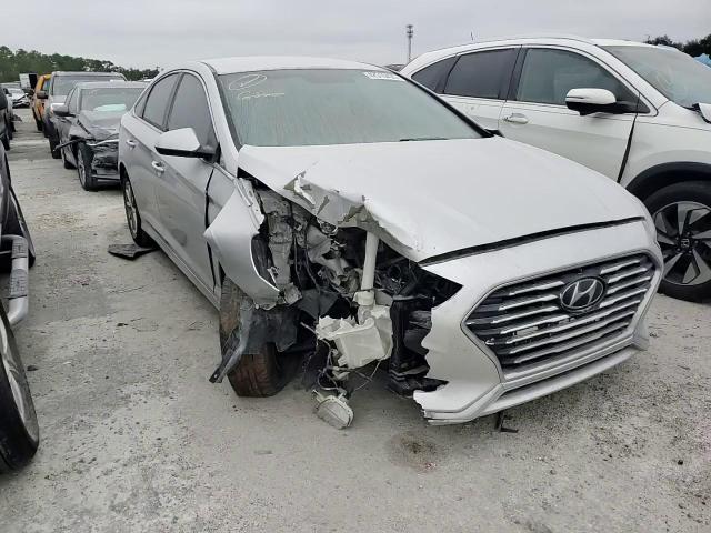 2018 Hyundai Sonata - Image 11