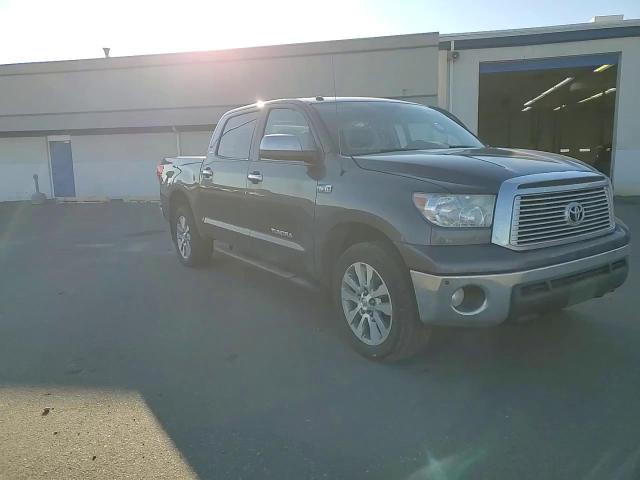 2012 Toyota Tundra - Image 11