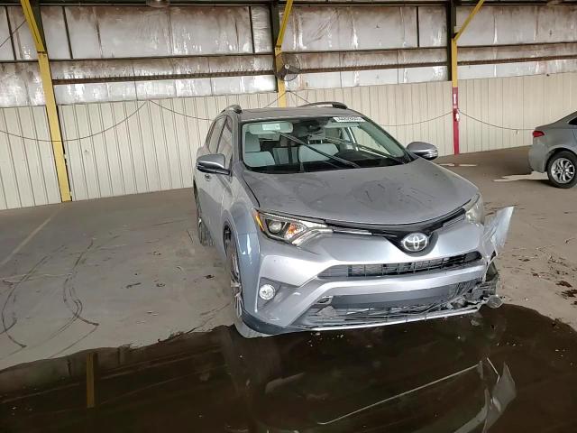 2018 Toyota RAV 4 - Image 11