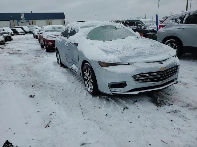 2017 Chevrolet Malibu - Image 10
