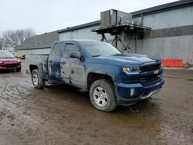 2016 Chevrolet Silverado - Image 11