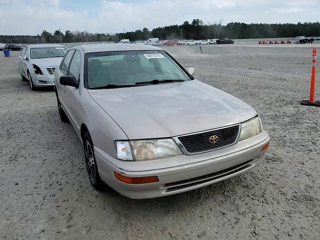 1997 Toyota Avalon - Image 10