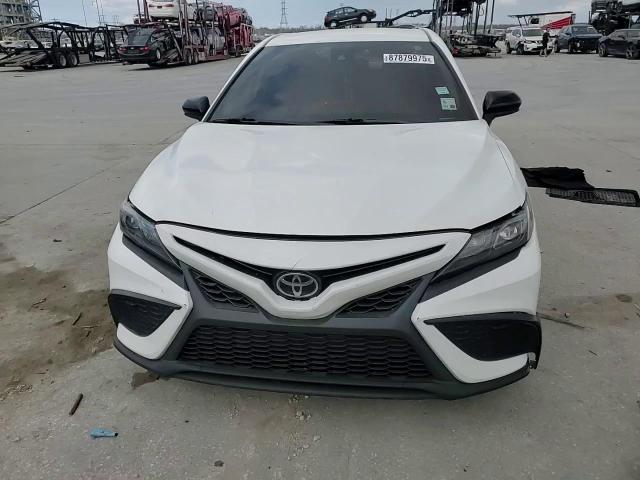 2021 Toyota Camry - Image 10