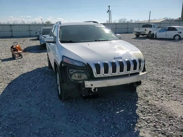 2017 Jeep Grand Cherokee - Image 12