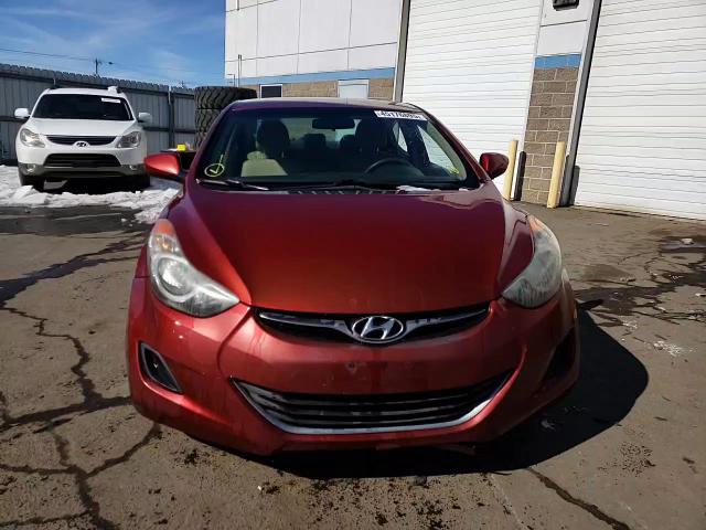 2013 Hyundai Elantra - Image 13