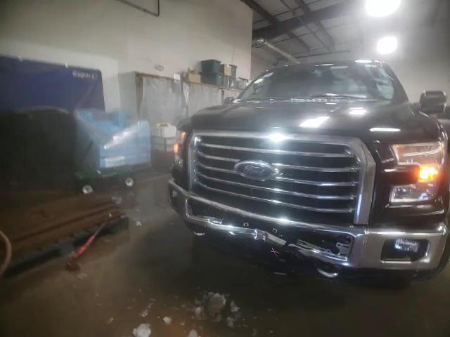 2015 Ford F-150 - Image 13