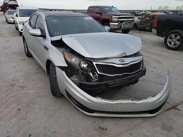 2012 Kia Optima - Image 10