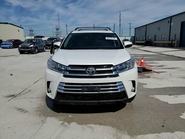 2017 Toyota Highlander - Image 14
