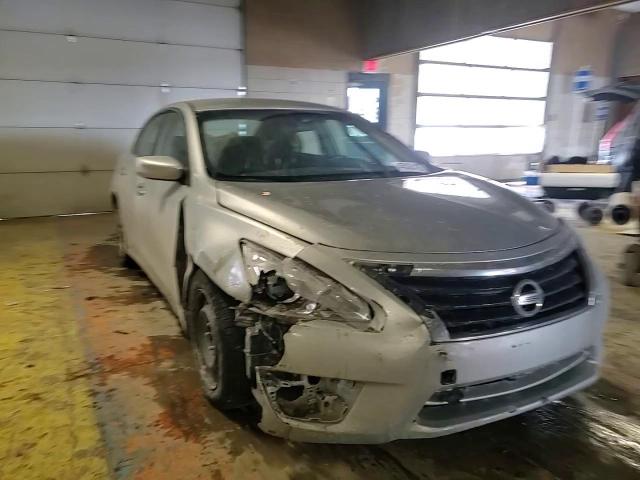 2014 Nissan Altima - Image 10