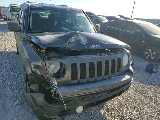 2017 Jeep Liberty (Patriot) - Image 12