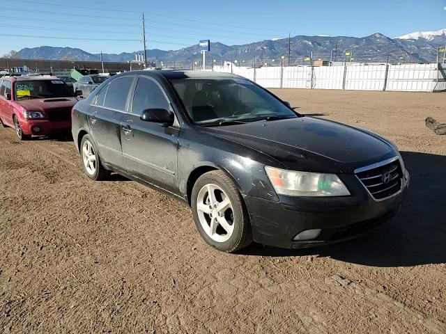 2009 Hyundai Sonata - Image 11