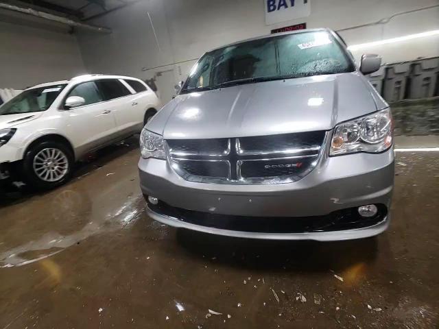 2019 Dodge Caravan - Image 12