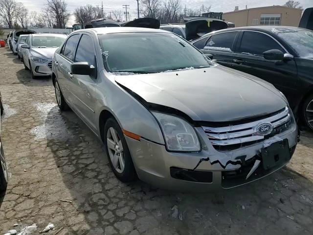 2009 Ford Fusion - Image 10