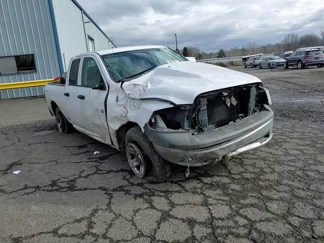 2010 Dodge RAM - Image 11