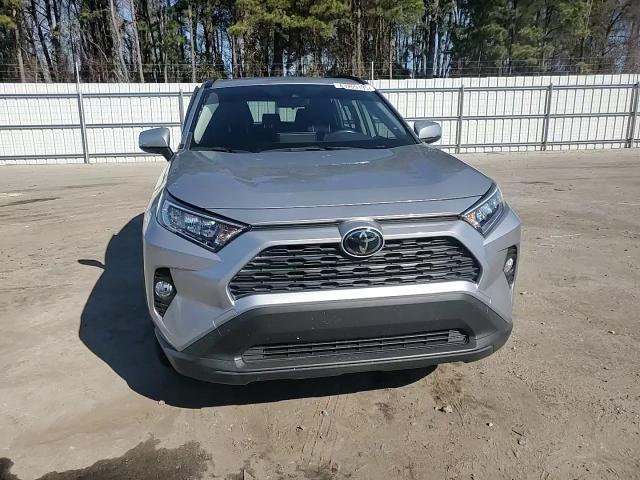 2019 Toyota RAV 4 - Image 12