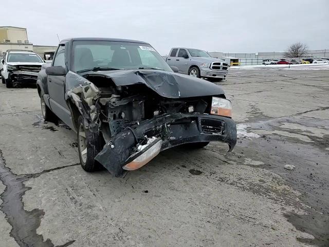2002 GMC Sonoma - Image 11