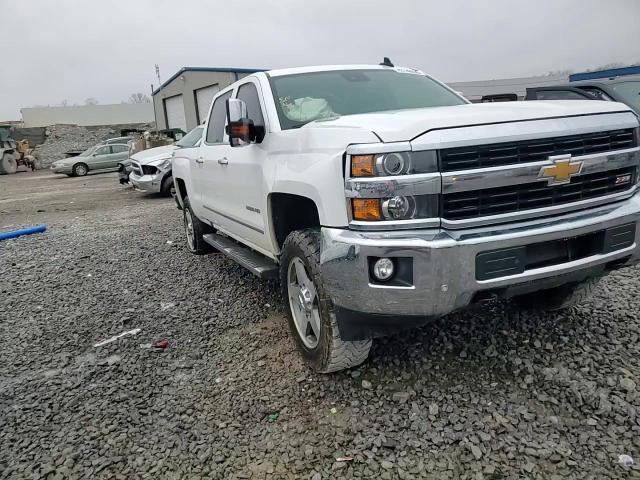 2016 Chevrolet Silverado - Image 13
